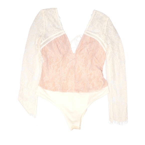 Jetset Diaries Caribbean Bodysuit Ivory Lace Open Back Revolve TJD White Bridal - Picture 8 of 9